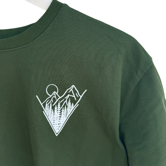 Daleko od svega, blizu sebi Naphtna dark green Front